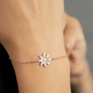 Daisy Sparkle Bracelet